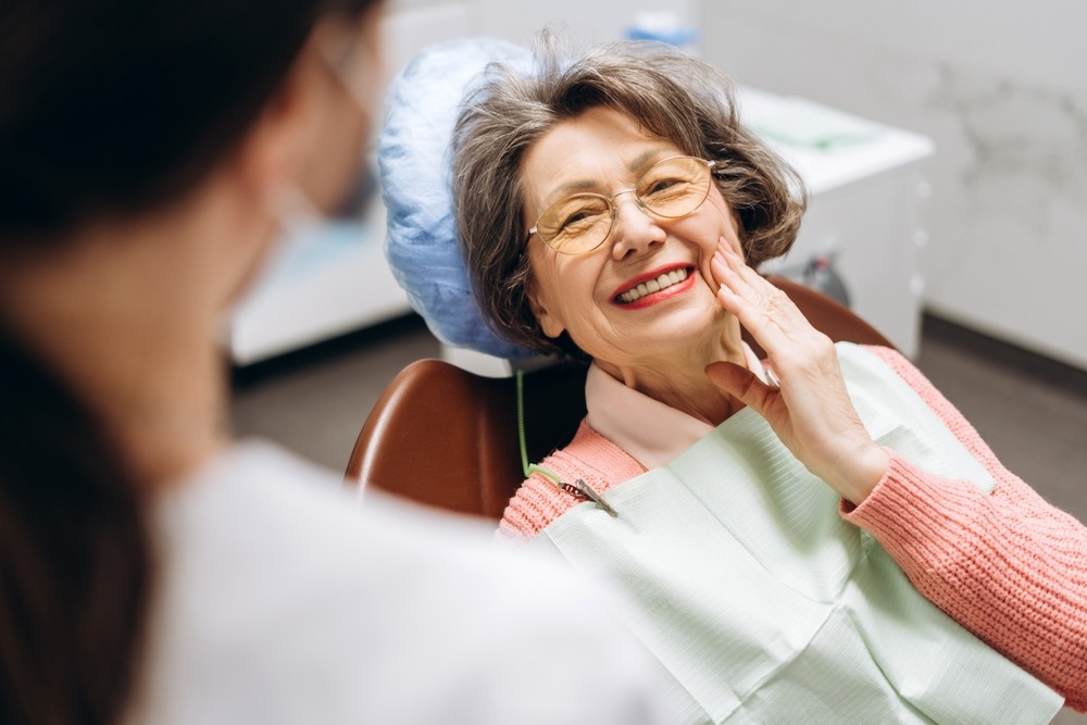 dentures restoring smiles
